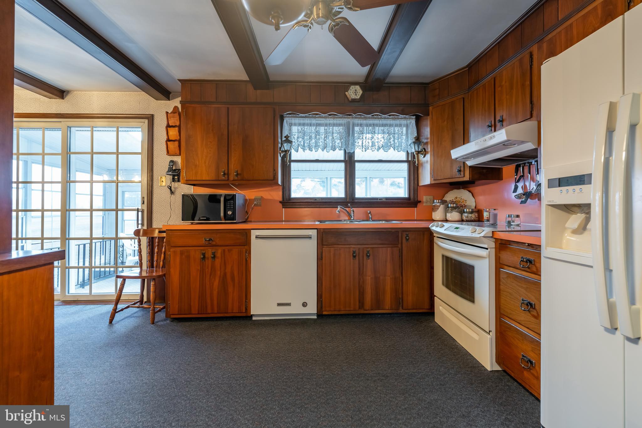 962 Kulp Road Perkiomenville, PA 18074 - Photo 10 of 39 Gallery Image 10