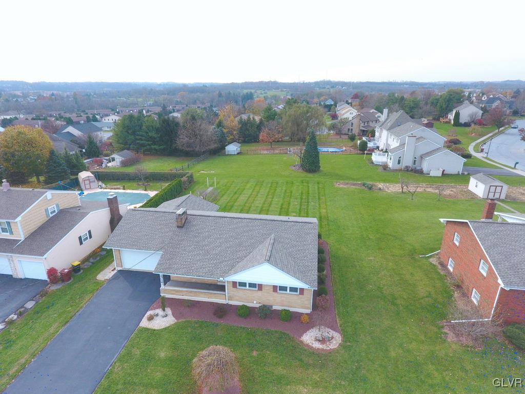 3214 South Ruch Street Whitehall, PA 18052 - Photo 2 of 34 Gallery Image 2