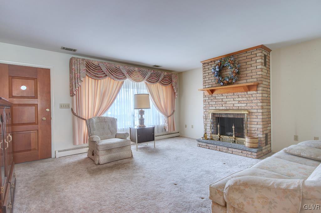 3214 South Ruch Street Whitehall, PA 18052 - Photo 5 of 34 Gallery Image 5
