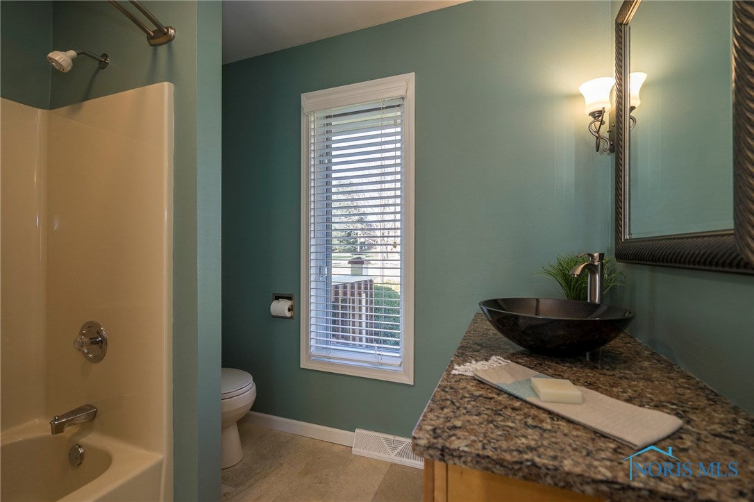 475 South River Road Waterville, OH 43566 - Photo 19 of 31 Gallery Image 19