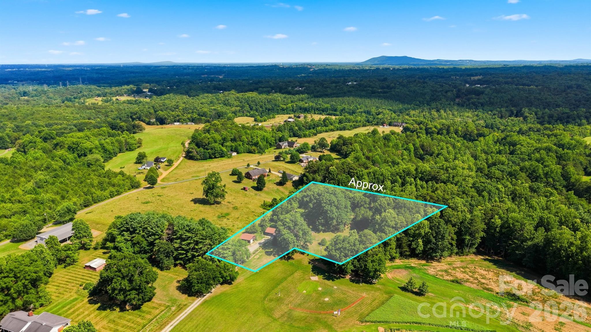 8134 Rhodhiss Road Connelly Springs, NC 28612 - Photo 6 of 31