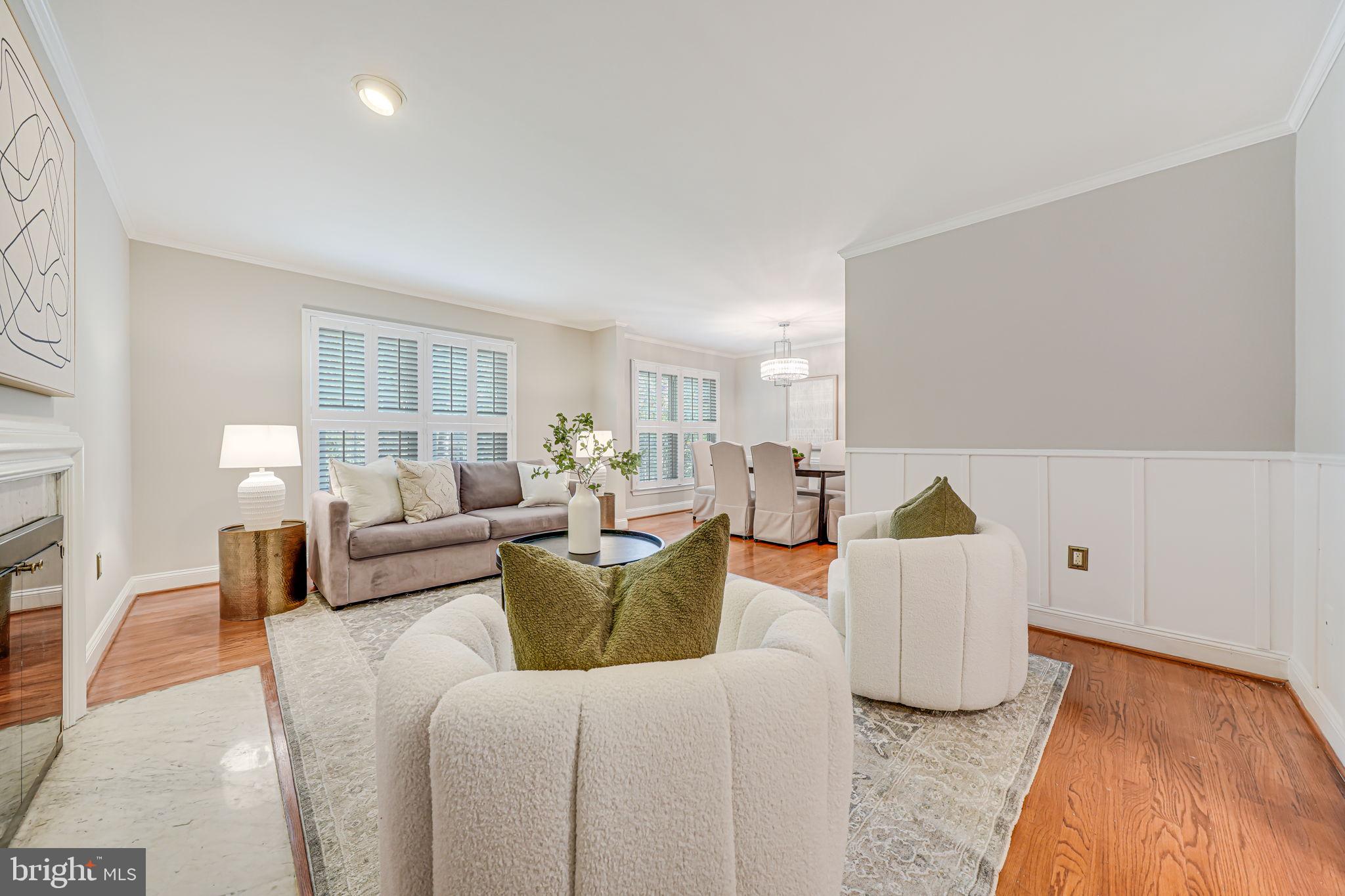 7242 Greentree Road Bethesda, MD 20817 - Photo 5 of 41 Main Level Living Room