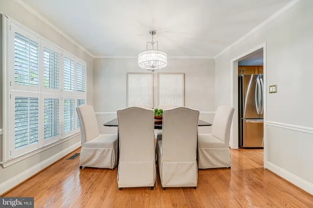 $775,000 | 7242 Greentree Road, Bethesda, MD 20817