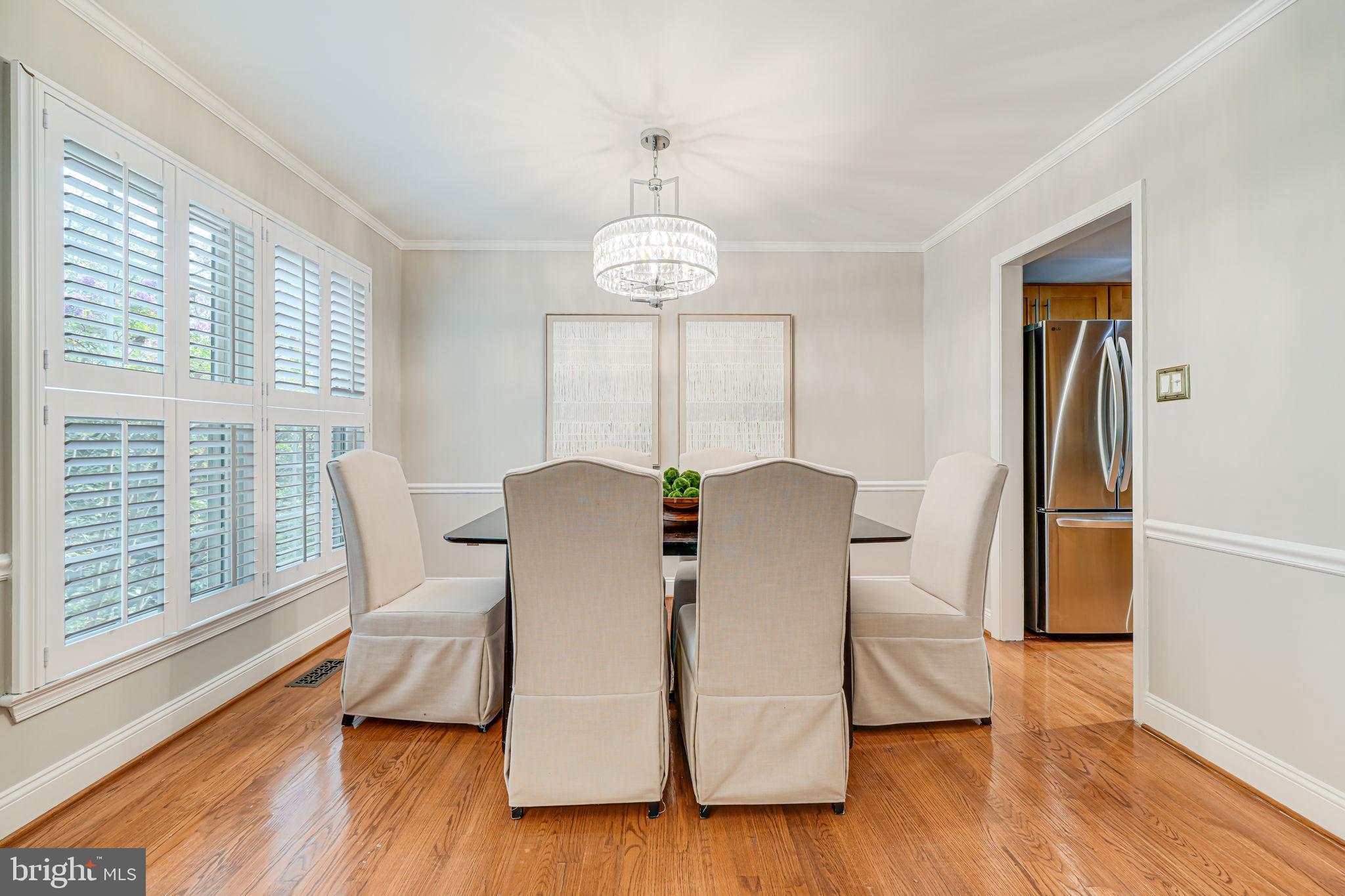 7242 Greentree Road Bethesda, MD 20817 - Photo 8 of 41 Main Level Dining Room