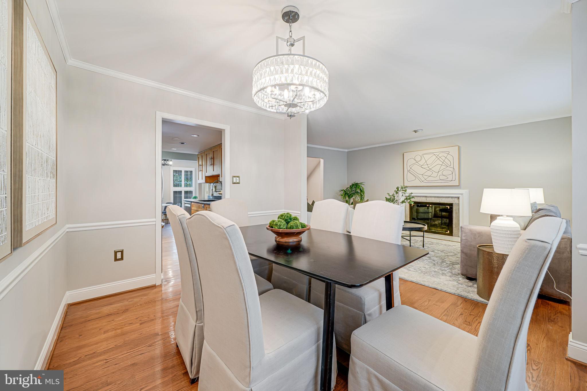 7242 Greentree Road Bethesda, MD 20817 - Photo 9 of 41 Main Level Dining Room