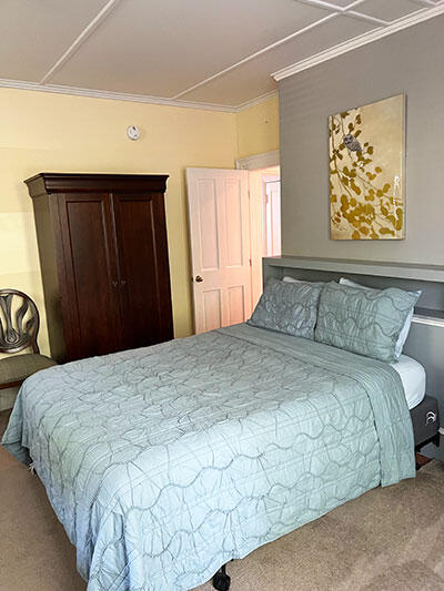 18 Wayman Lane Bar Harbor, ME 04609 - Photo 43 of 62 queen1-2