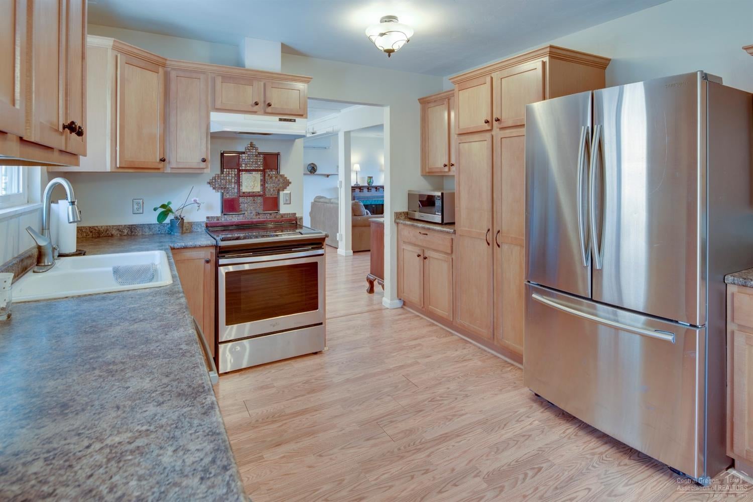 1517 Northwest Rimrock Drive Redmond, OR 97756 - Photo 11 of 24 Additional Photo