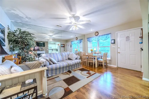 $215,000 | 40 Lighthouse Road, Unit 3304, Lake Ozark, MO 65049