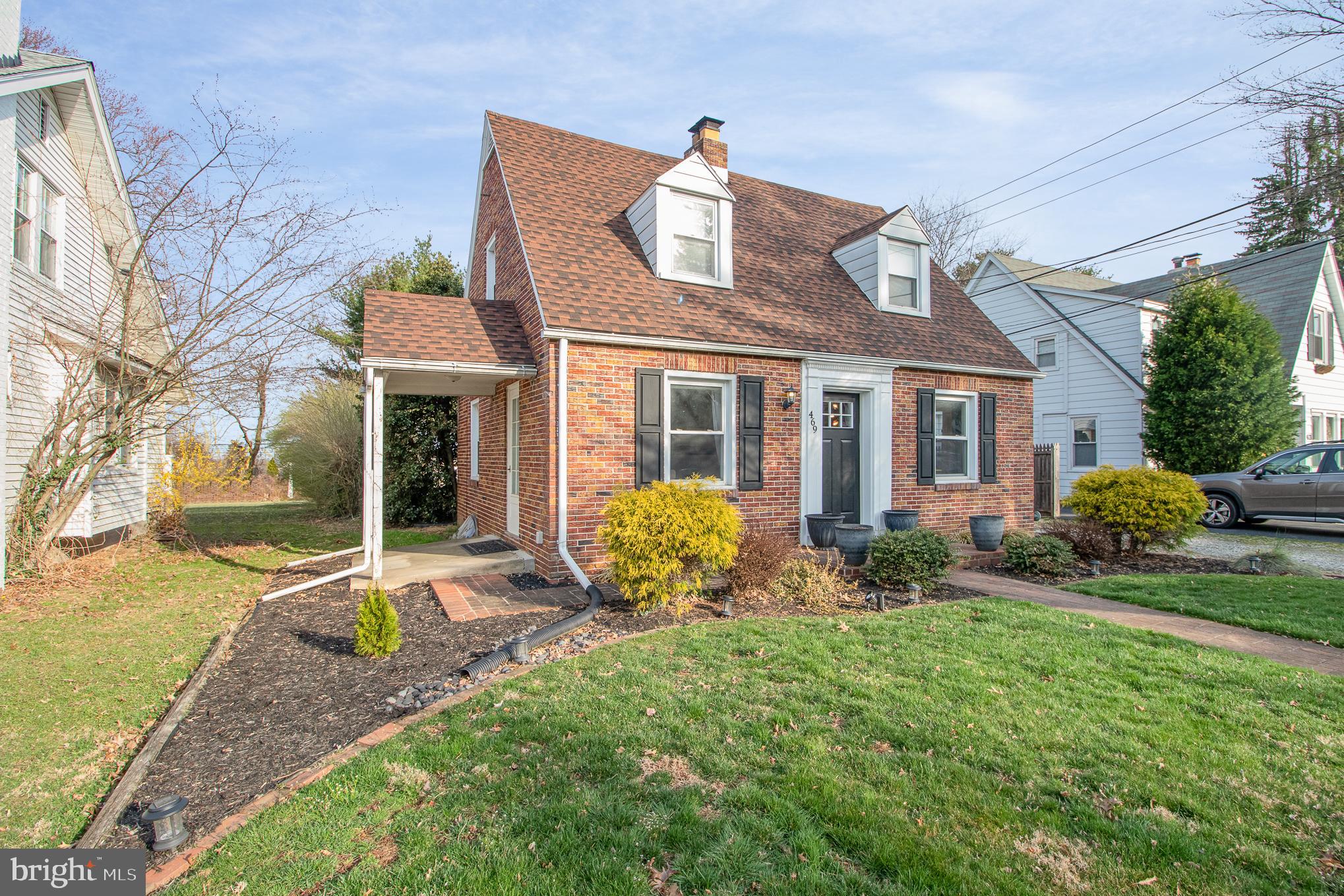 469 Hillcrest Road York, PA 17403 - Photo 3 of 26