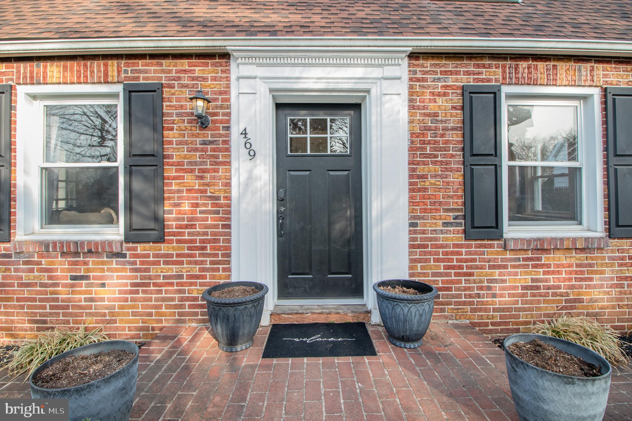 469 Hillcrest Road York, PA 17403 - Photo 4 of 26