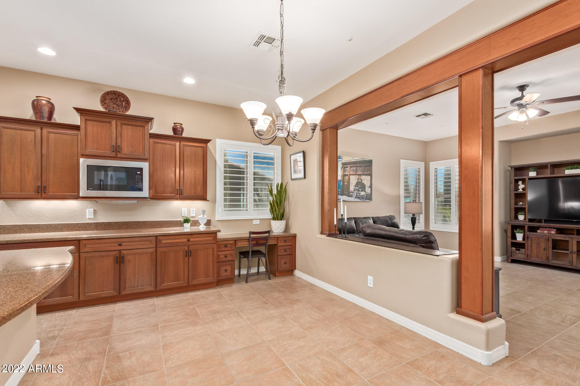 8669 West Rowel Road Peoria, AZ 85383 - Photo 19 of 86 19 - Rowel