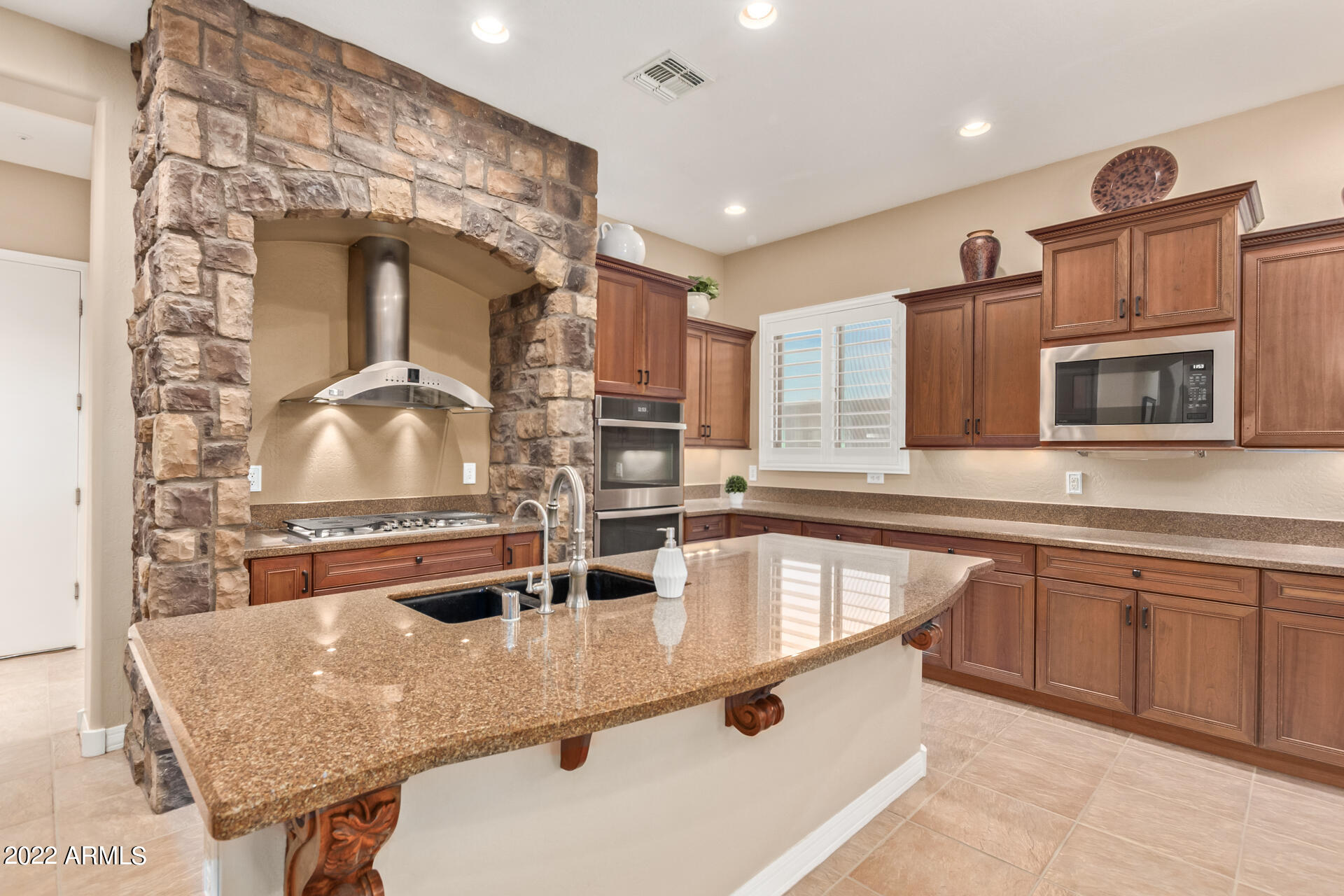8669 West Rowel Road Peoria, AZ 85383 - Photo 22 of 86 21 - Rowel