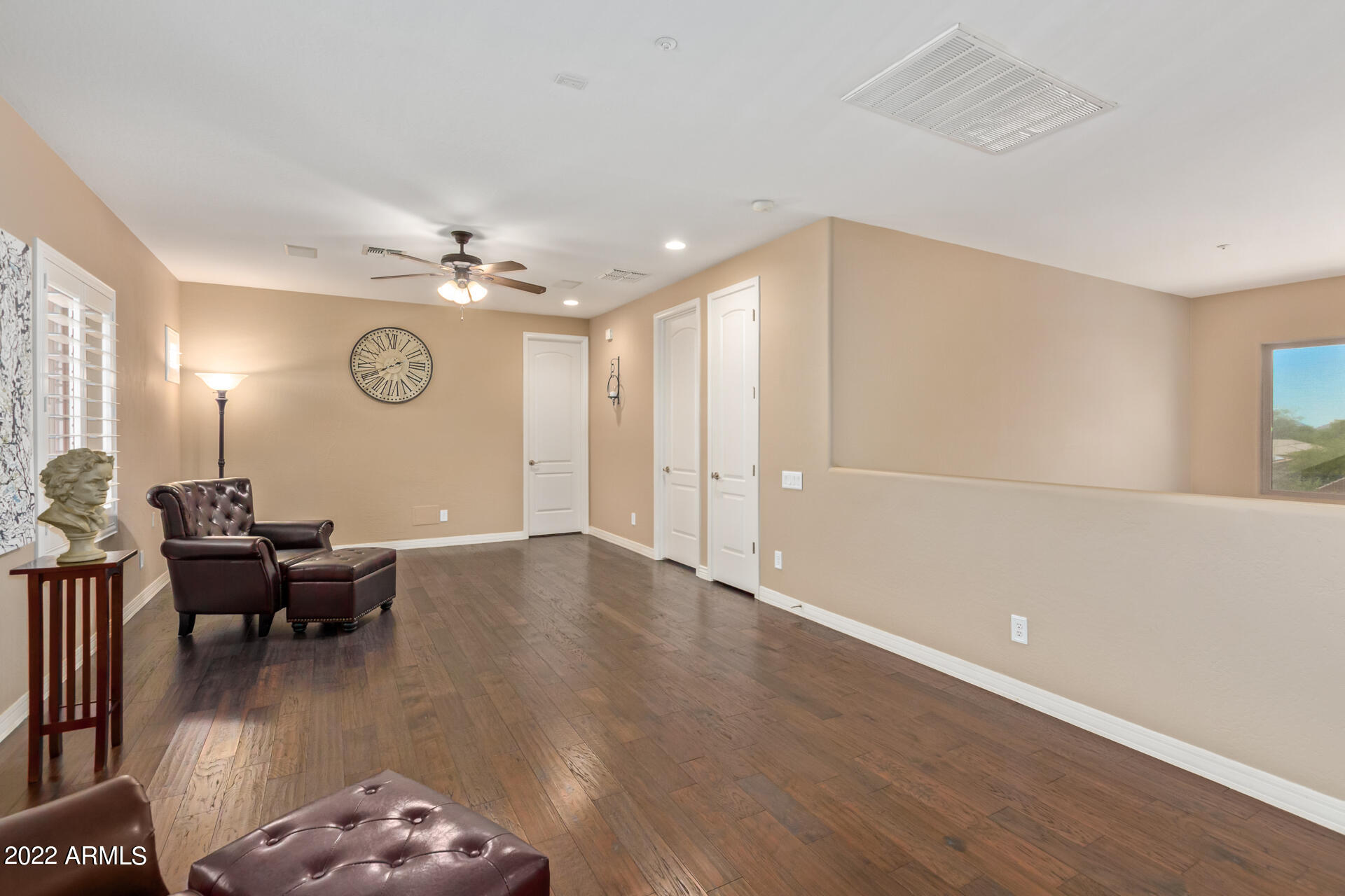 8669 West Rowel Road Peoria, AZ 85383 - Photo 52 of 86 50 - Rowel