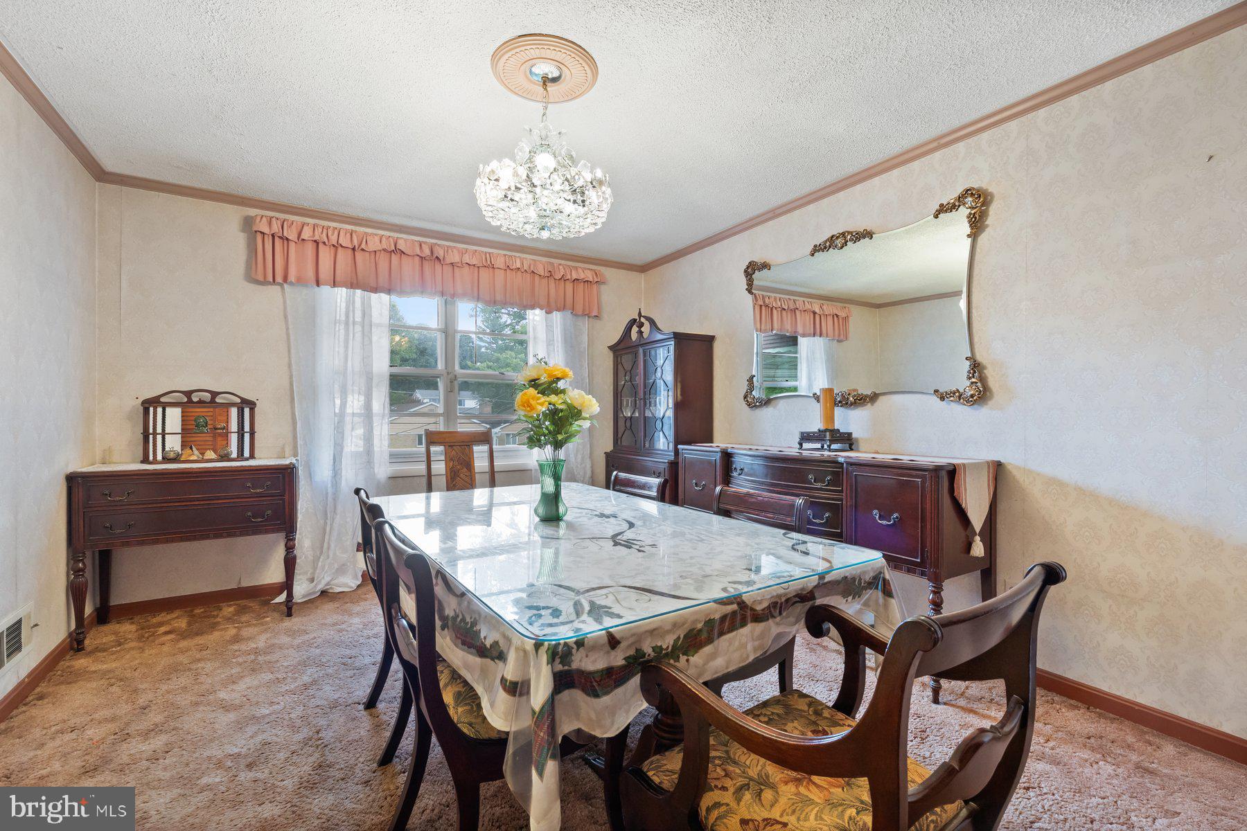 2124 Chantilla Road Baltimore, MD 21228 - Photo 15 of 53 Gallery Image 15