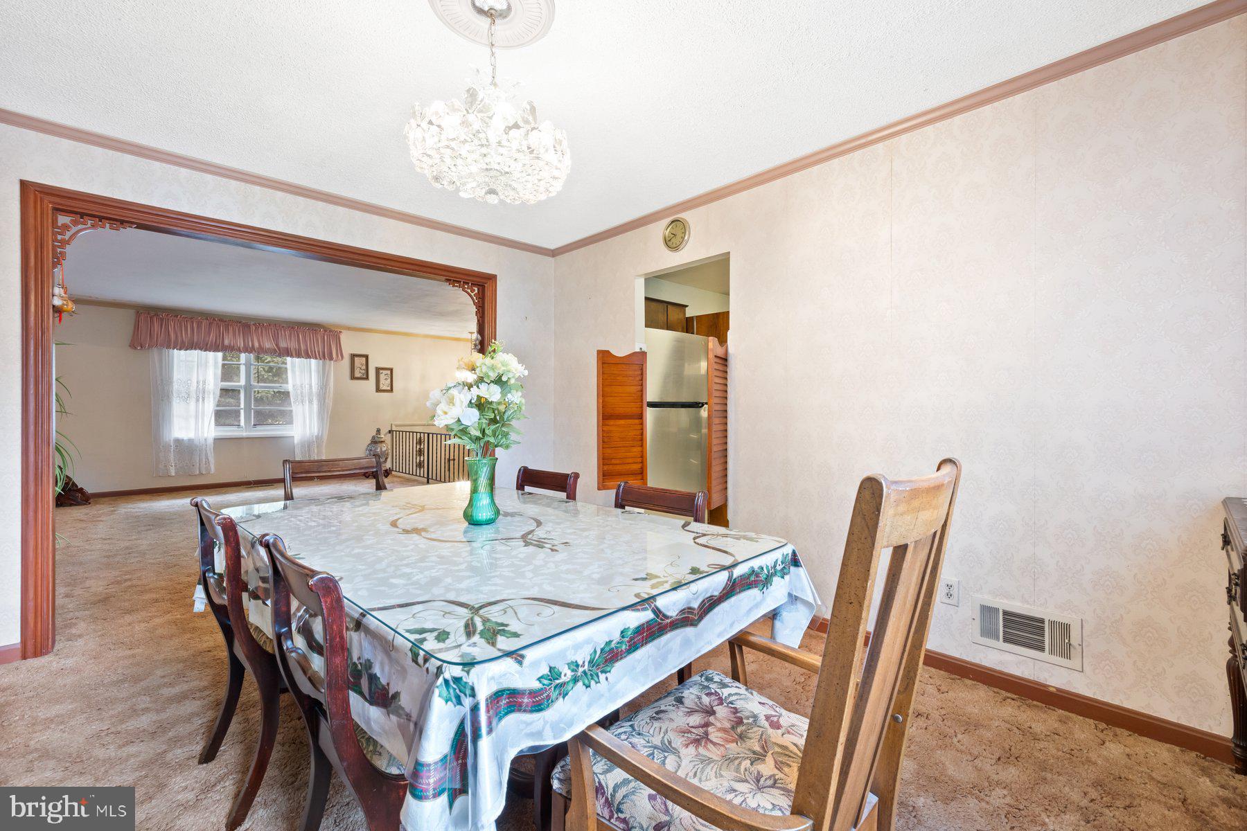 2124 Chantilla Road Baltimore, MD 21228 - Photo 16 of 53 Gallery Image 16