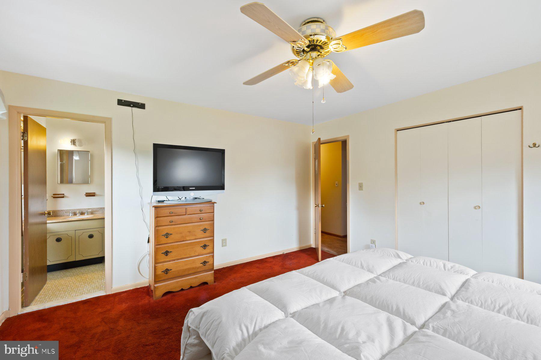 2124 Chantilla Road Baltimore, MD 21228 - Photo 23 of 53 MASTER BEDROOM