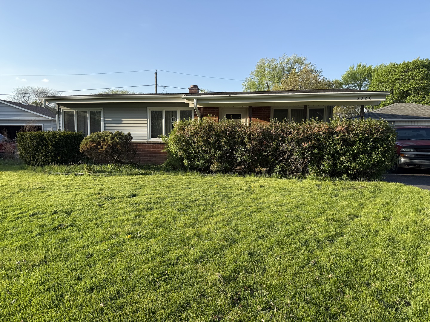 3920 Wren Court Rolling Meadows, IL 60008 - Photo 1 of 19