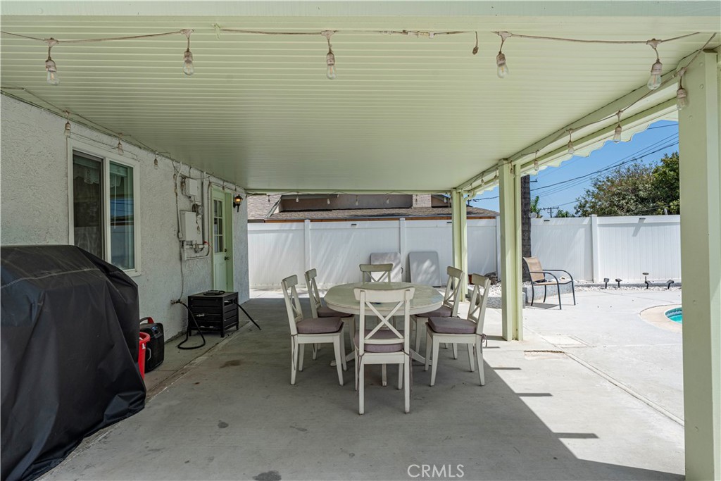 5444 Peacock Lane Riverside, CA 92505 - Photo 40 of 48 Gallery Image 40