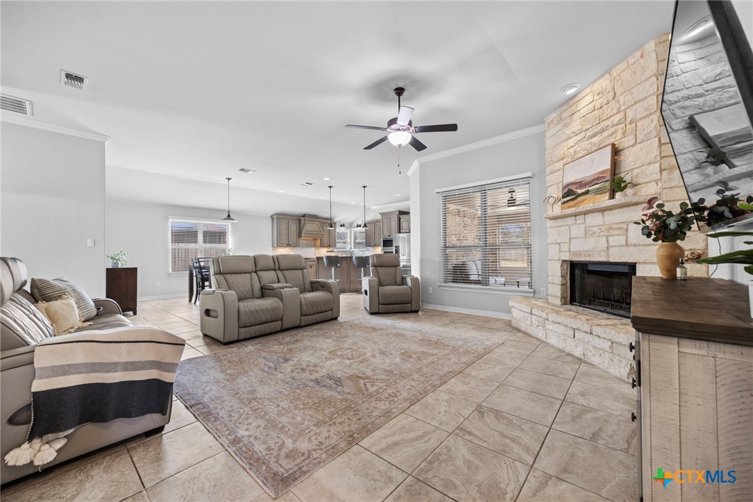 850 Ridgeoak Drive Belton, TX 76513 - Photo 5 of 44