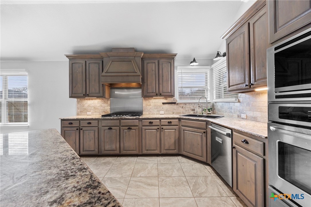 850 Ridgeoak Drive Belton, TX 76513 - Photo 9 of 44