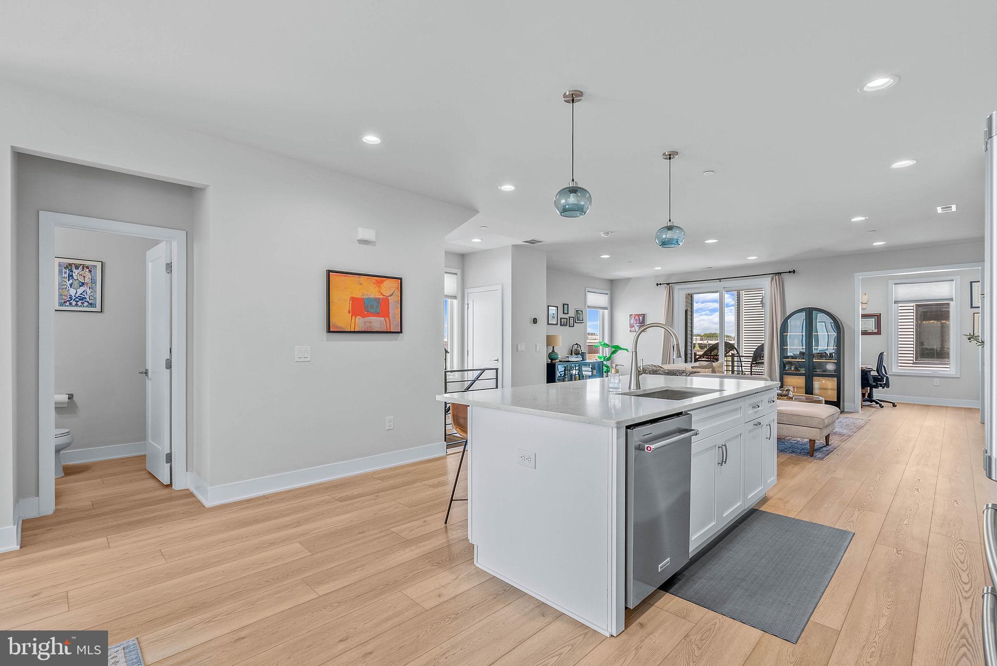 3001 Sedgeview Walk, Unit 147 Philadelphia, PA 19125 - Photo 3 of 33
