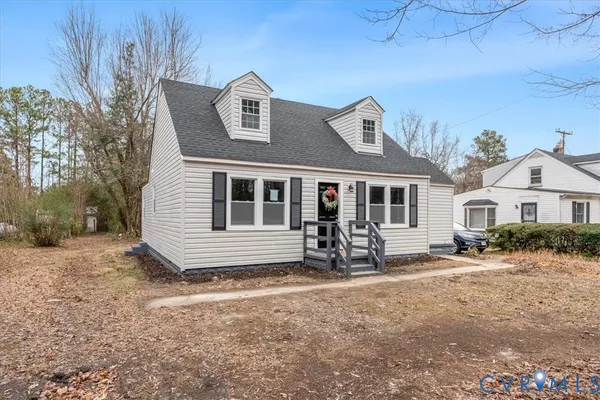 $256,500 | 1989 Cox Road, Blackstone, VA 23824