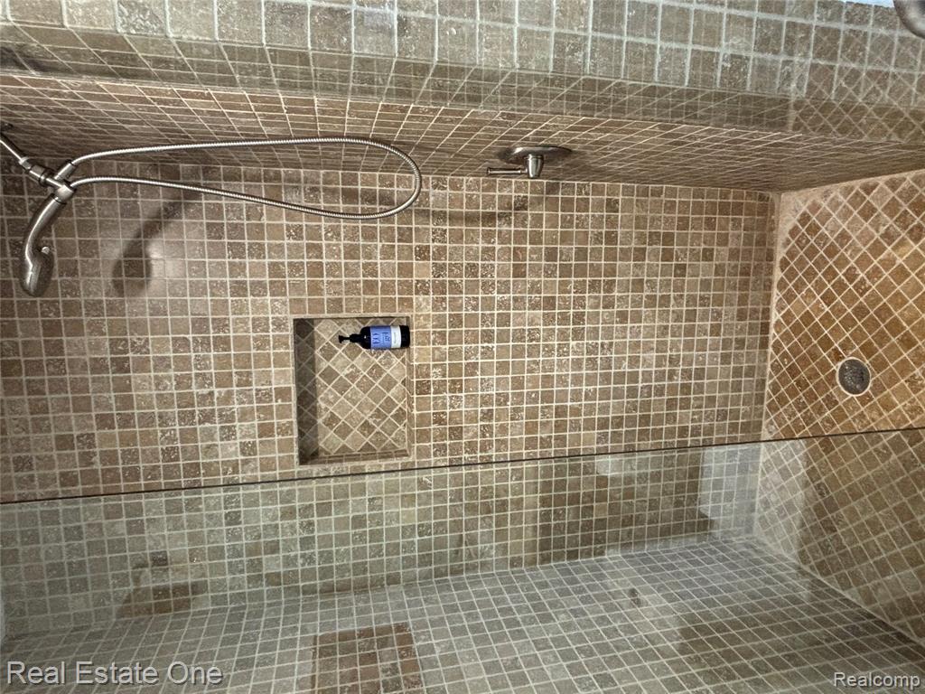 4583 Allen Cove Road Luna Pier, MI 48157 - Photo 51 of 61