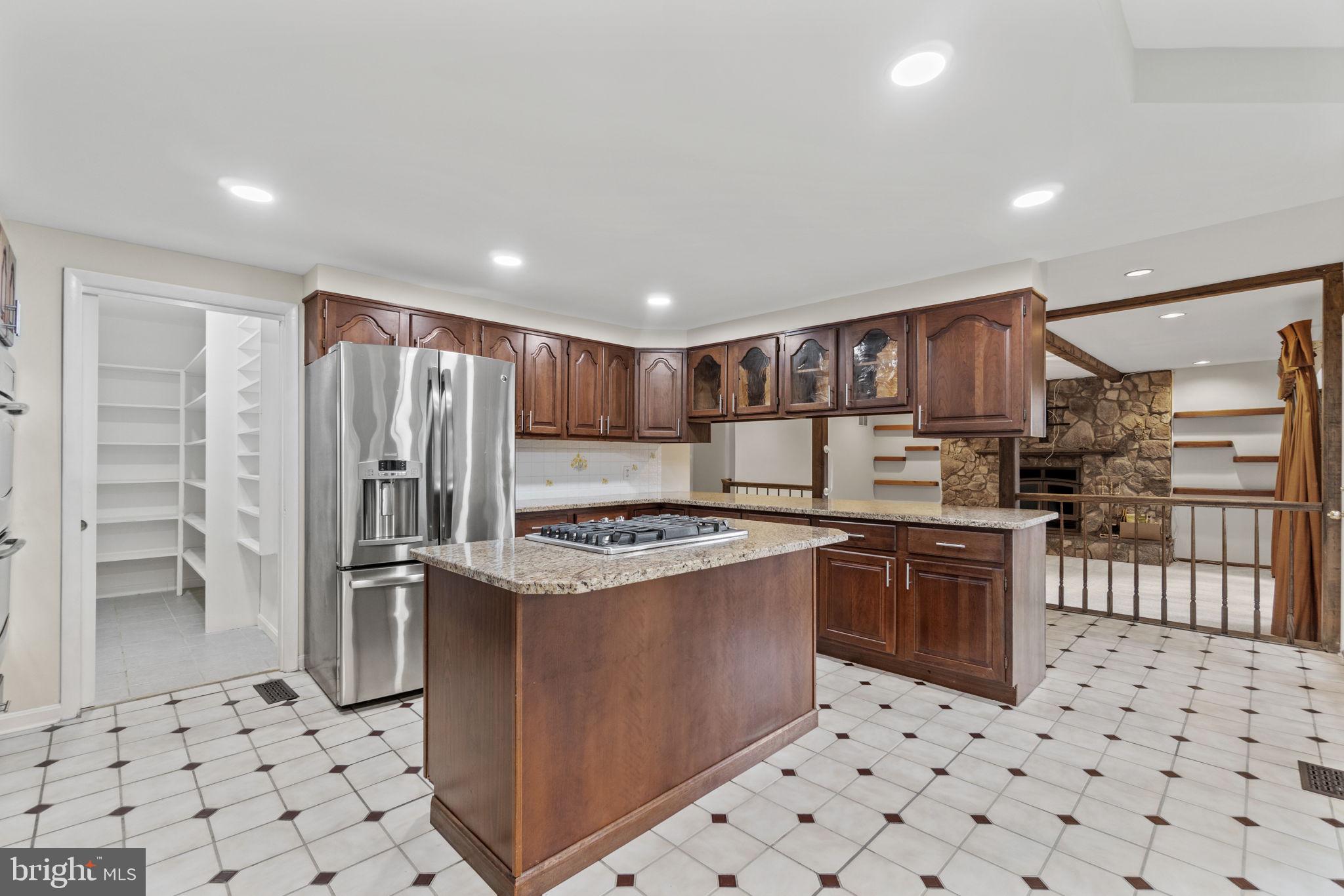 6515 Brooklyn Bridge Road Laurel, MD 20707 - Photo 8 of 39 Kitchen