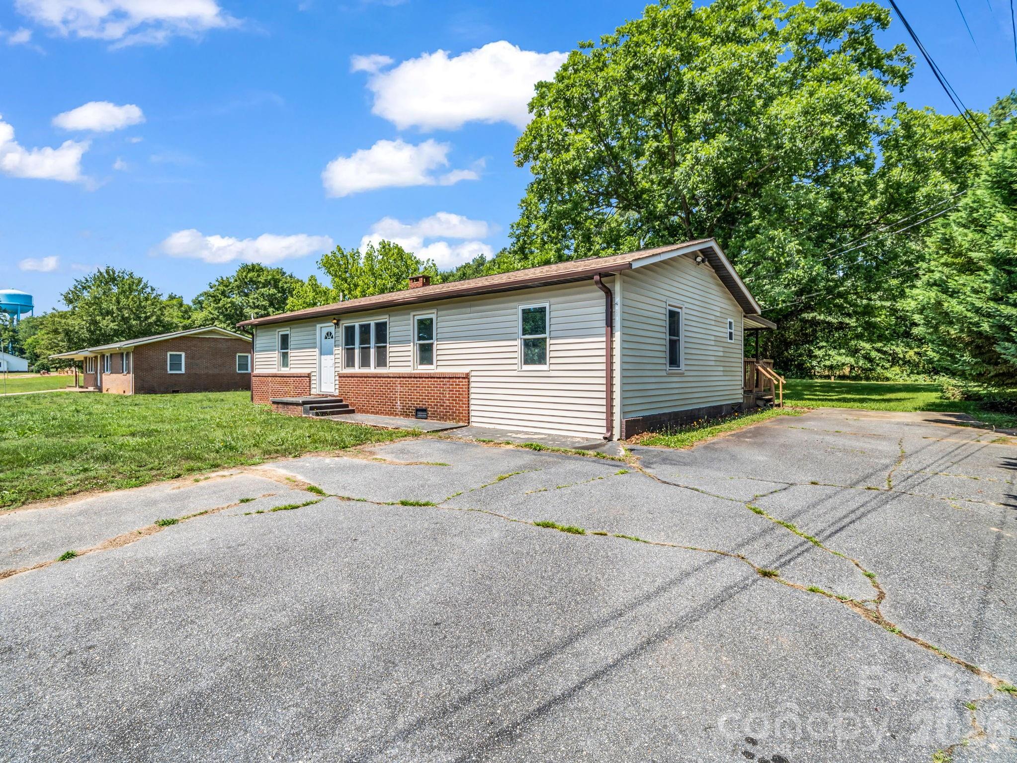 1758 Chase High Road Forest City, NC 28043 - Photo 4 of 29
