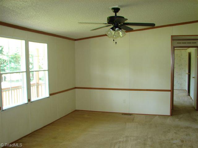 958 Langley Road Staley, NC 27355 - Photo 21 of 30 Living room