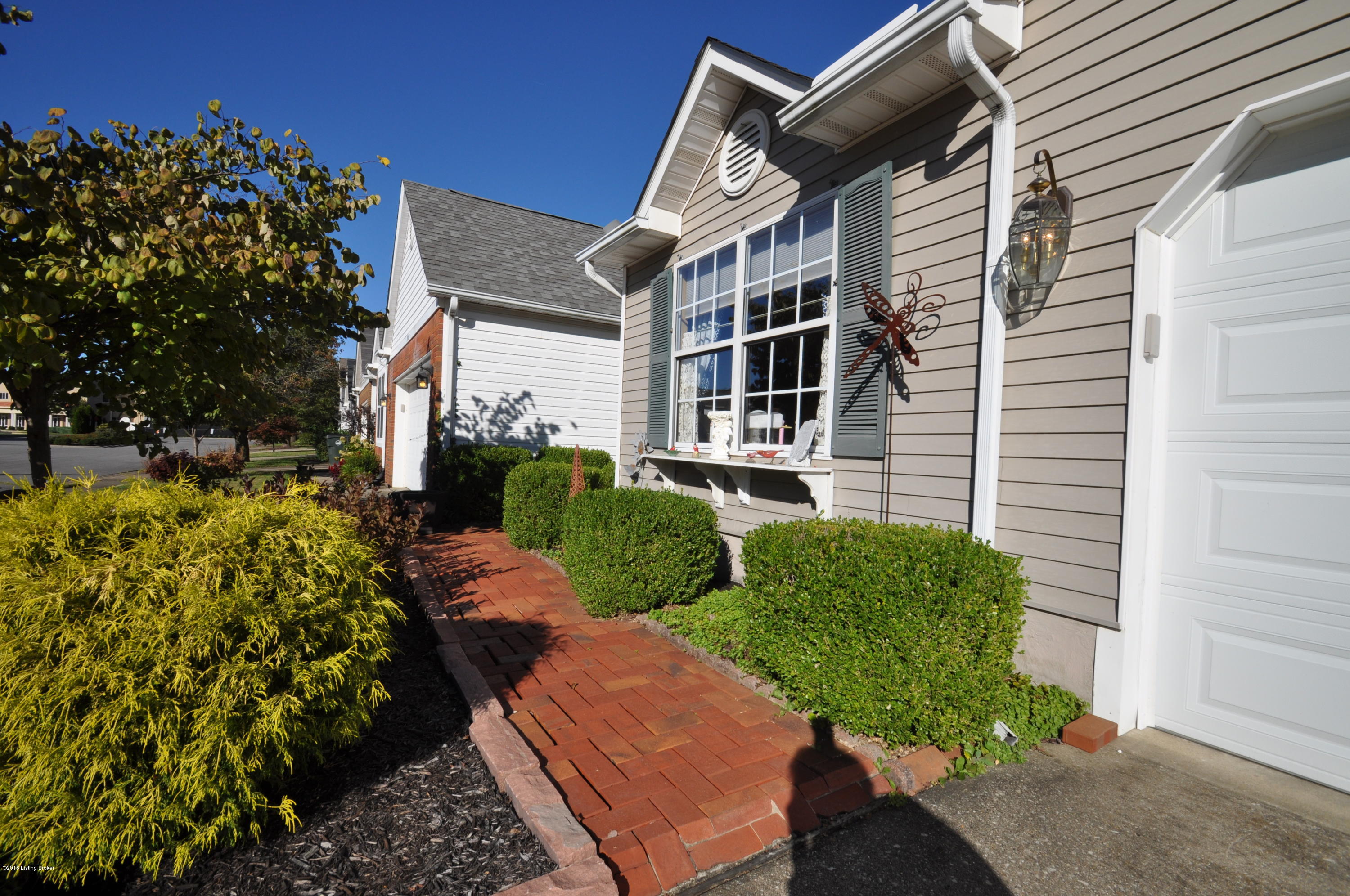 2511 Hampton Ridge Boulevard Louisville, KY 40220 - Photo 36 of 44 DSC_0324