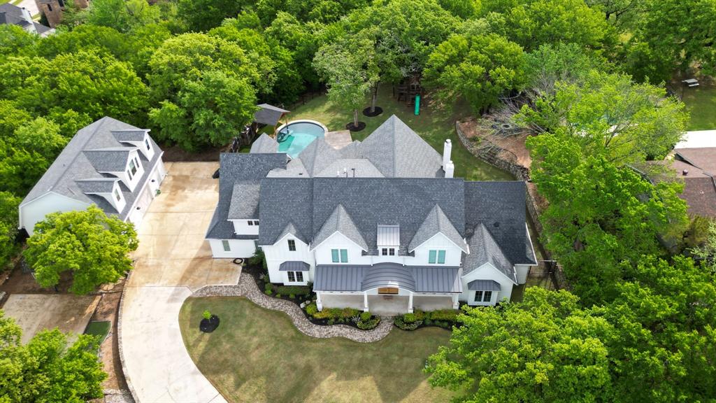 4207 Kelly Elliott Road Arlington, TX 76016 - Photo 2 of 39