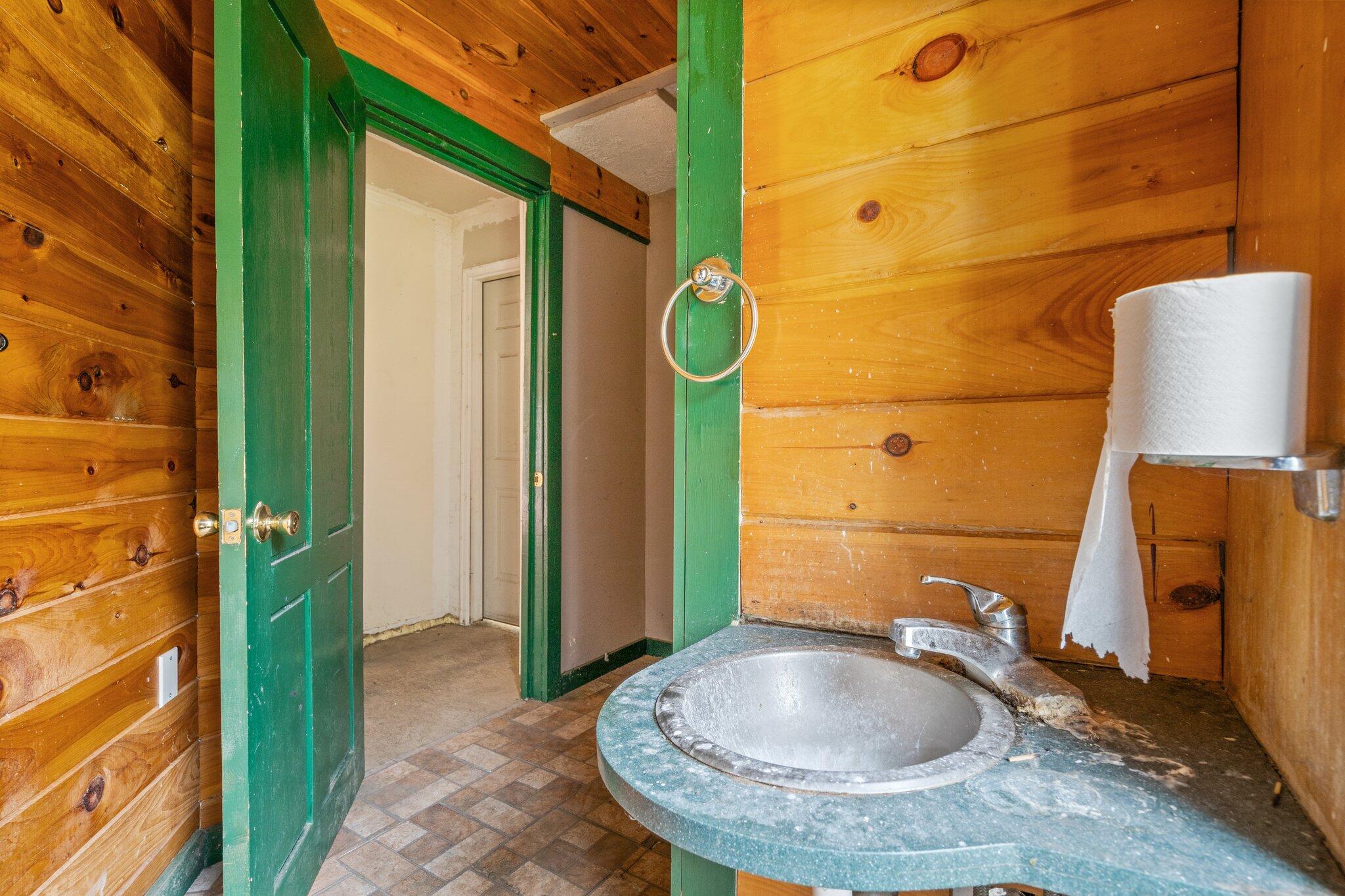 35 Warren Road Sabattus, ME 04280 - Photo 15 of 32 17-web-or-mls-DSC01235