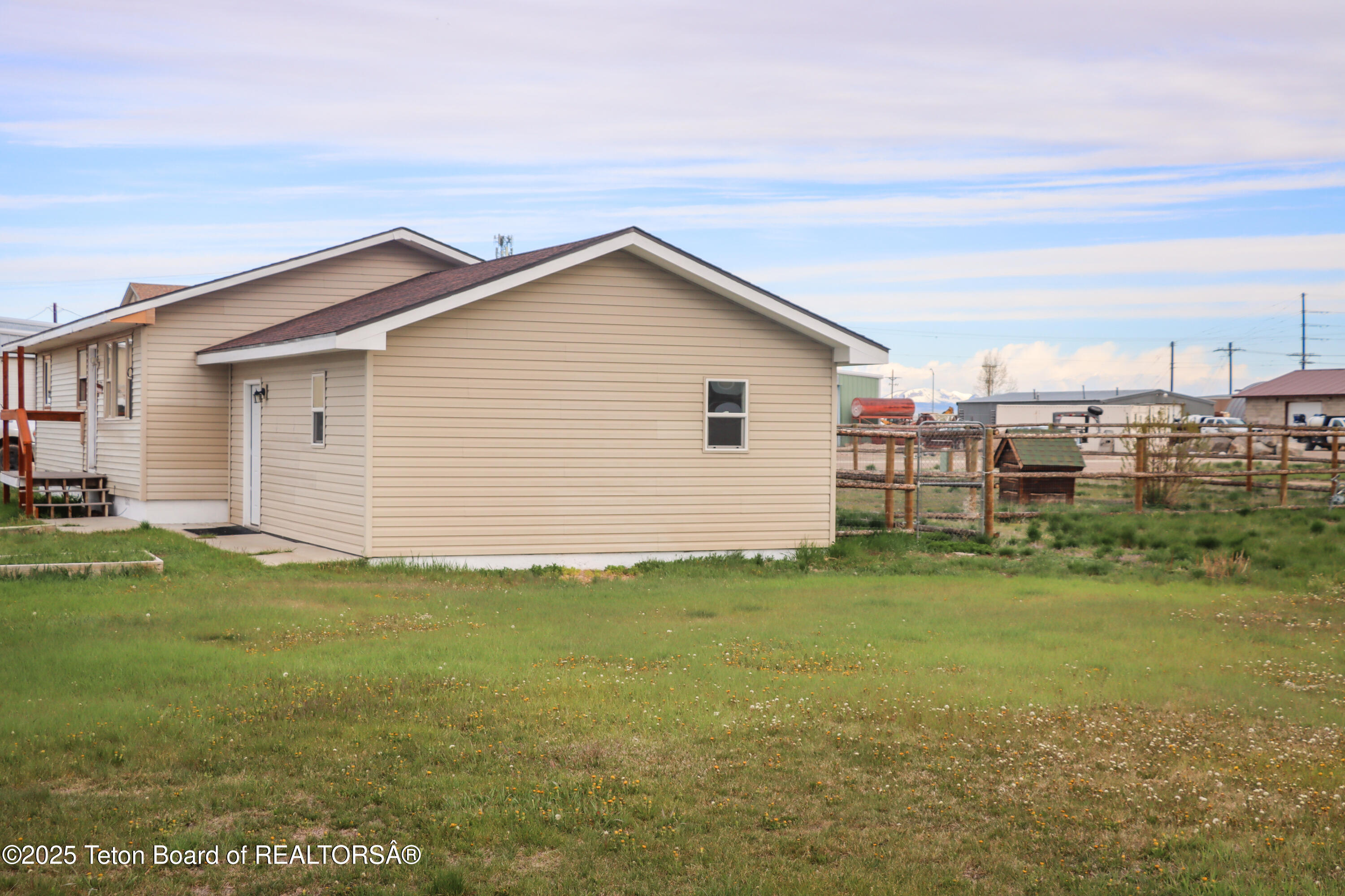 510 Rakestraw Avenue Marbleton, WY 83113 - Photo 12 of 12 IMG_5171
