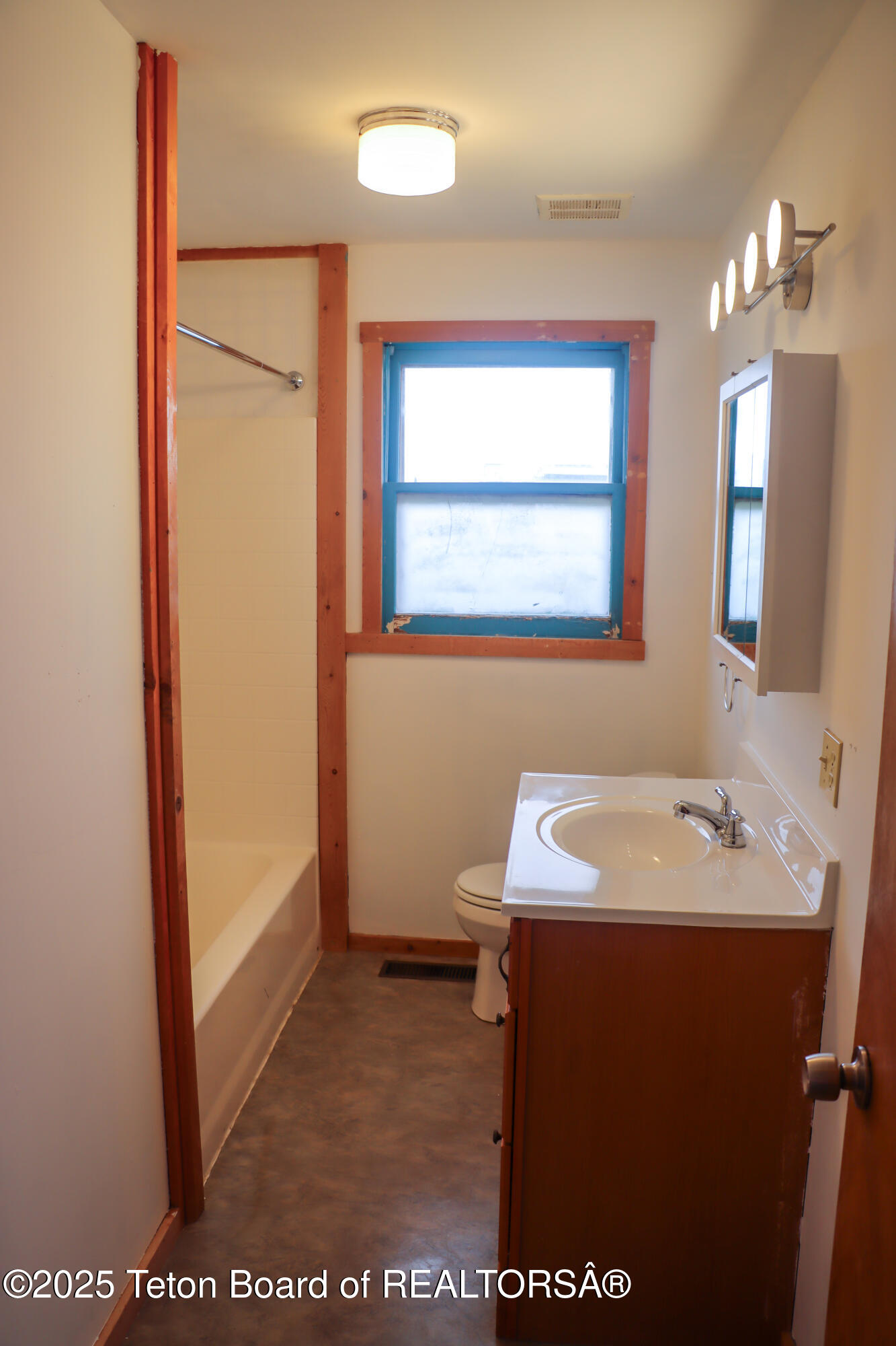 510 Rakestraw Avenue Marbleton, WY 83113 - Photo 6 of 12 IMG_5183