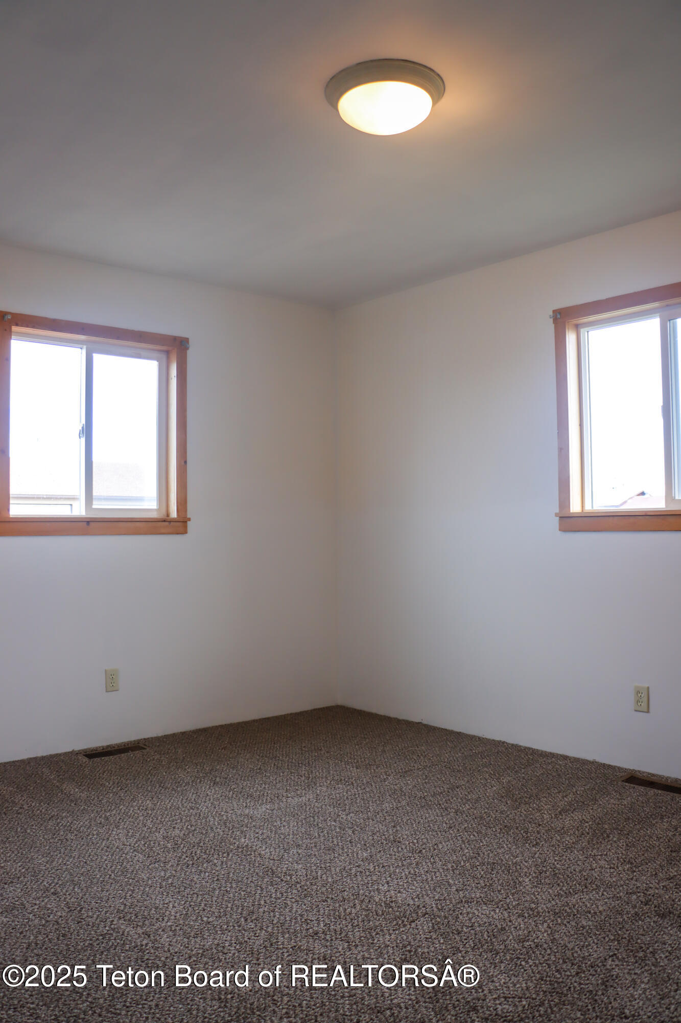 510 Rakestraw Avenue Marbleton, WY 83113 - Photo 9 of 12 IMG_5179