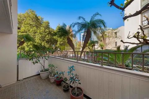 $3,750 | 750 State Street, Unit 126, San Diego, CA 92101