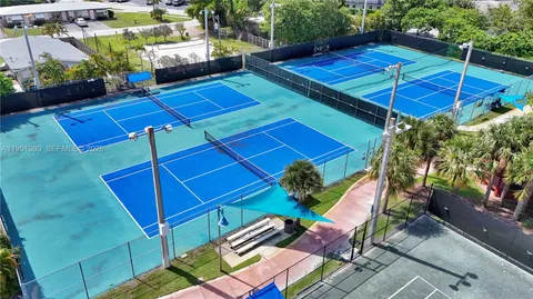 $925,000 | 424 Northeast 27th Drive, Wilton Manors, FL 33334