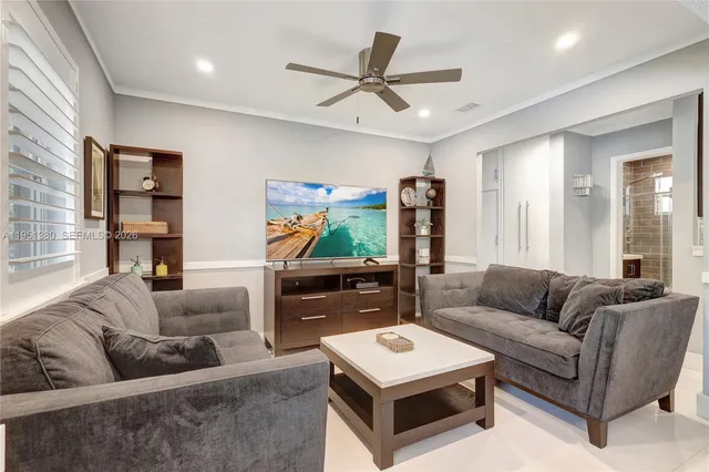 $925,000 | 424 Northeast 27th Drive, Wilton Manors, FL 33334