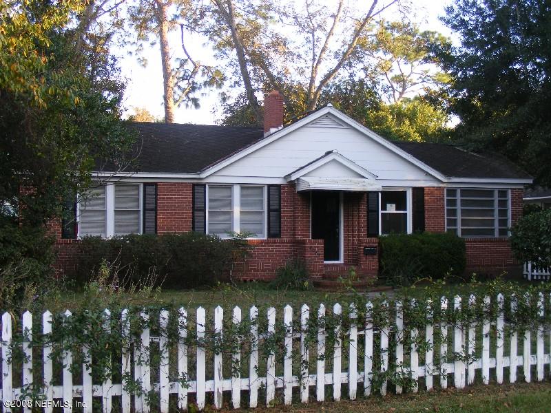 4063 Gadsden Road Jacksonville, FL 32207 - Photo 1 of 21 FRONT