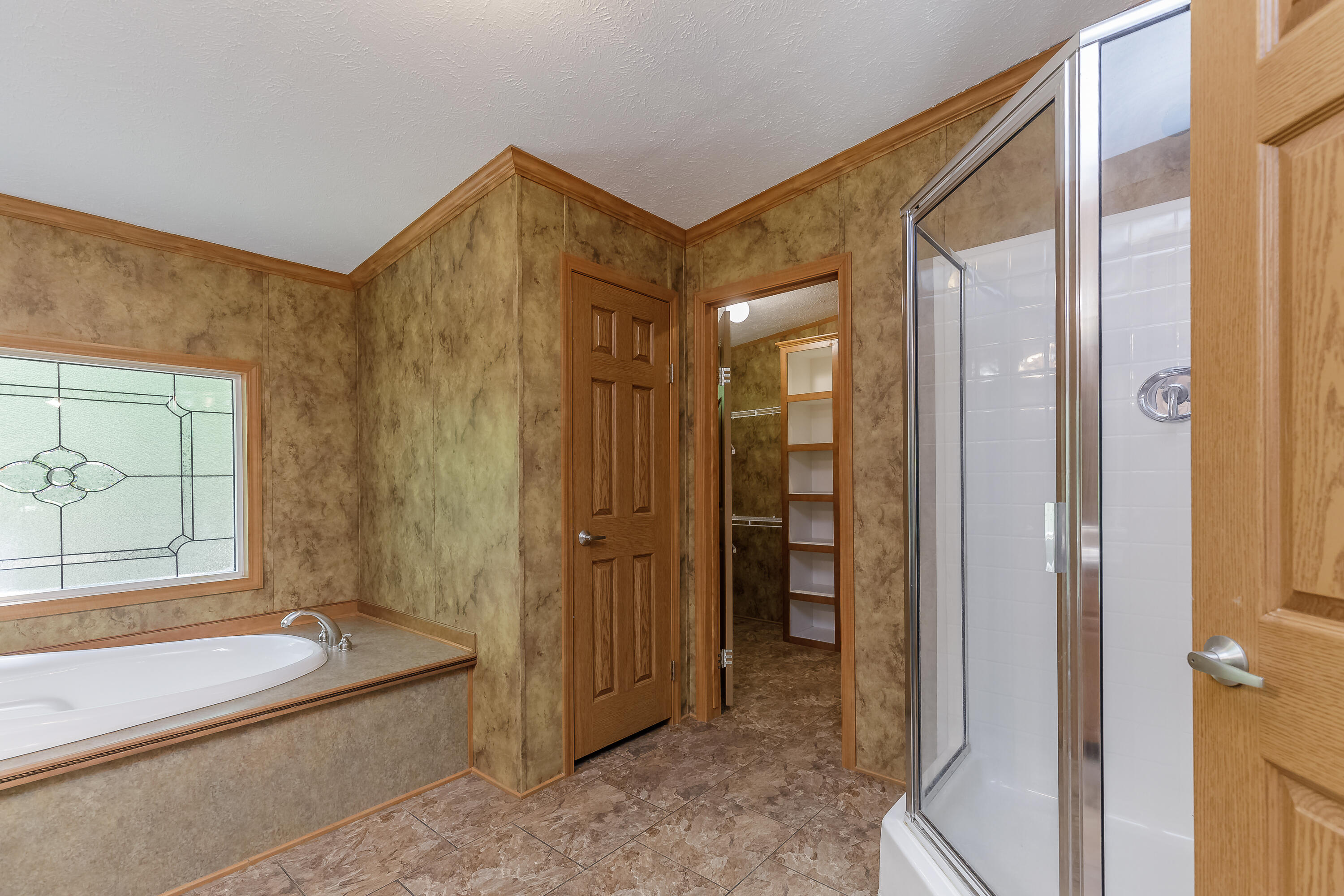 707 Grand Center Road Chickamauga, GA 30707 - Photo 13 of 35 Master Bathroom