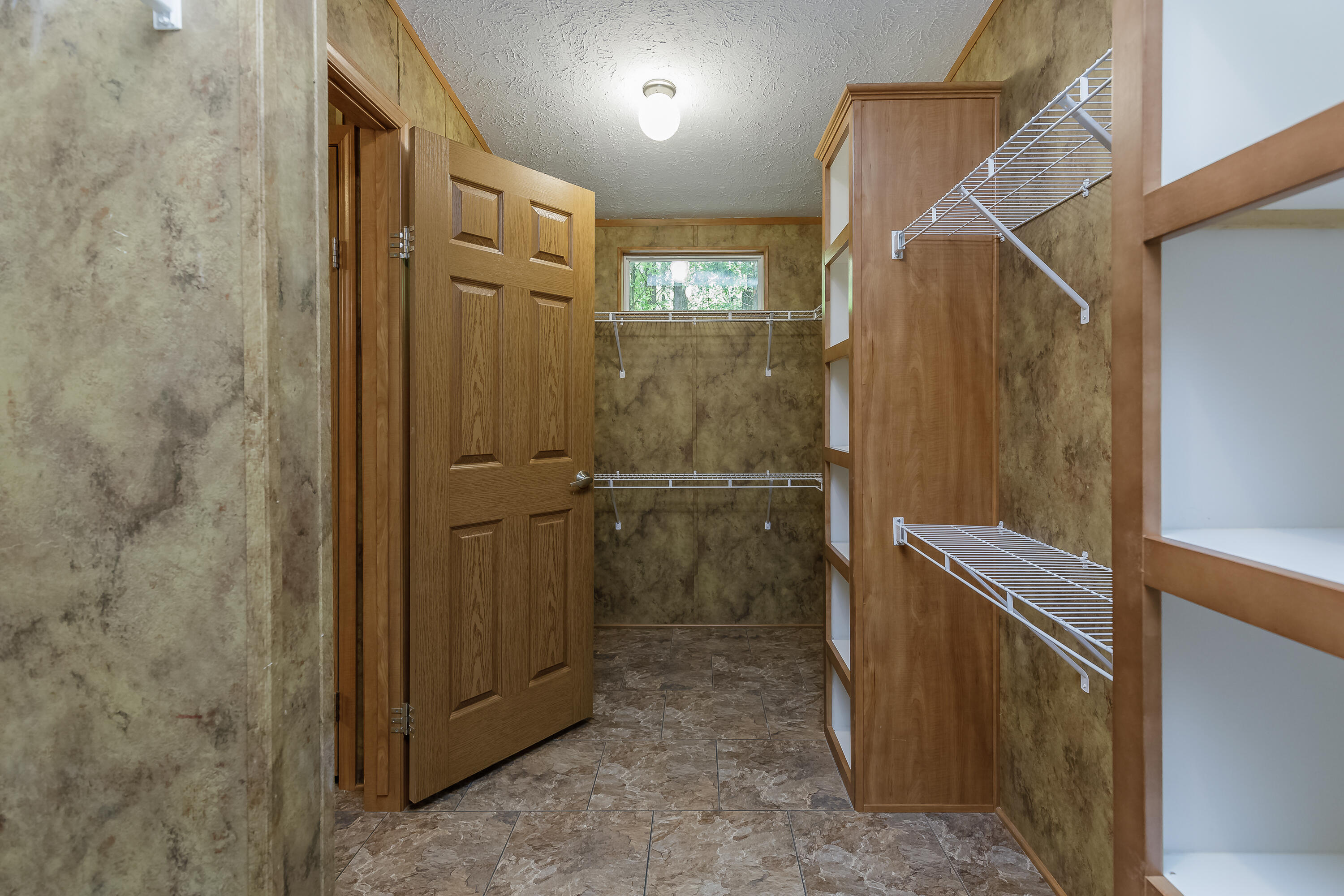 707 Grand Center Road Chickamauga, GA 30707 - Photo 15 of 35 Master Bathroom
