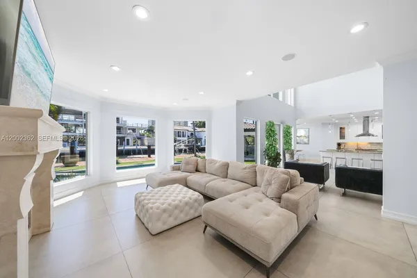$5,199,000 | 2614 Castilla Isle, Fort Lauderdale, FL 33301