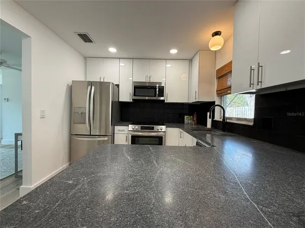 $1,795 | 204 Mindy Drive, Unit 204, Largo, FL 33771