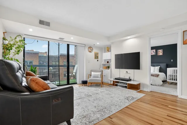 $775,000 | 700 1st Street, Unit 7T, Hoboken, NJ 07030