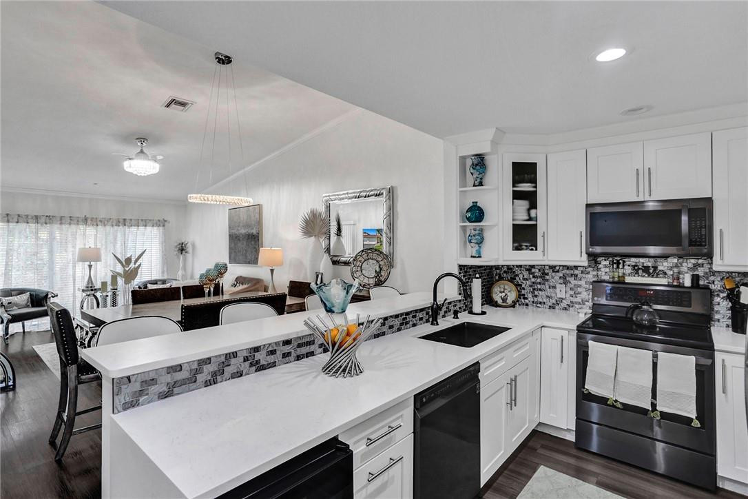 6764 North Pine Island Road Tamarac, FL 33321 - Photo 11 of 46 Photo 11