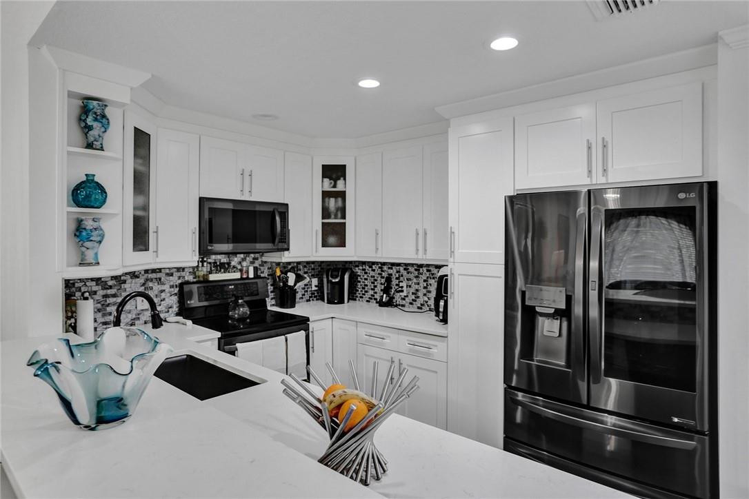 6764 North Pine Island Road Tamarac, FL 33321 - Photo 9 of 46 Photo 9