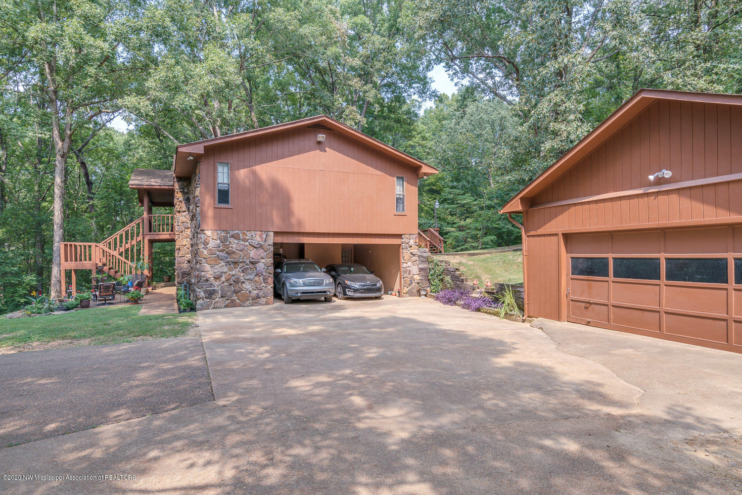 460 Vinson Road Hernando, MS 38632 - Photo 4 of 26 460-Vinson-Road-snapsold-screen-203351-4