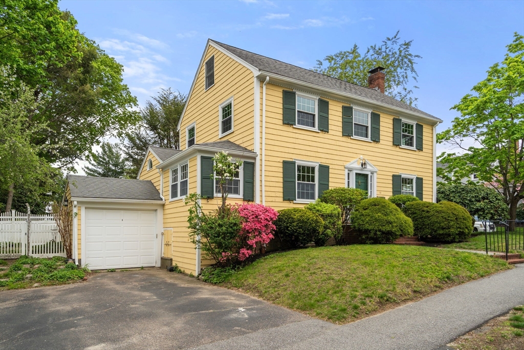 10 Magnolia Road Milton, MA 02186 - Photo 1 of 21