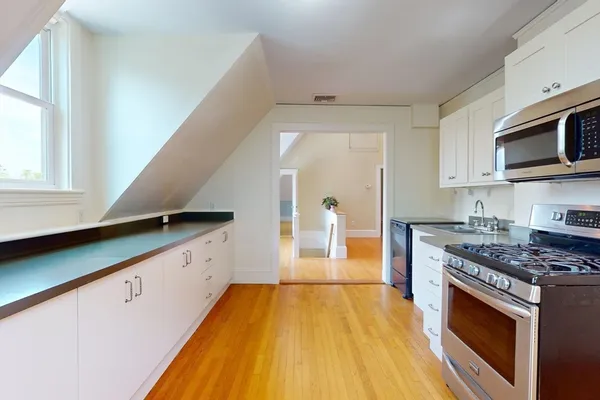 $665,000 | 12 Bigelow Circle, Unit 3, Boston, MA 02135